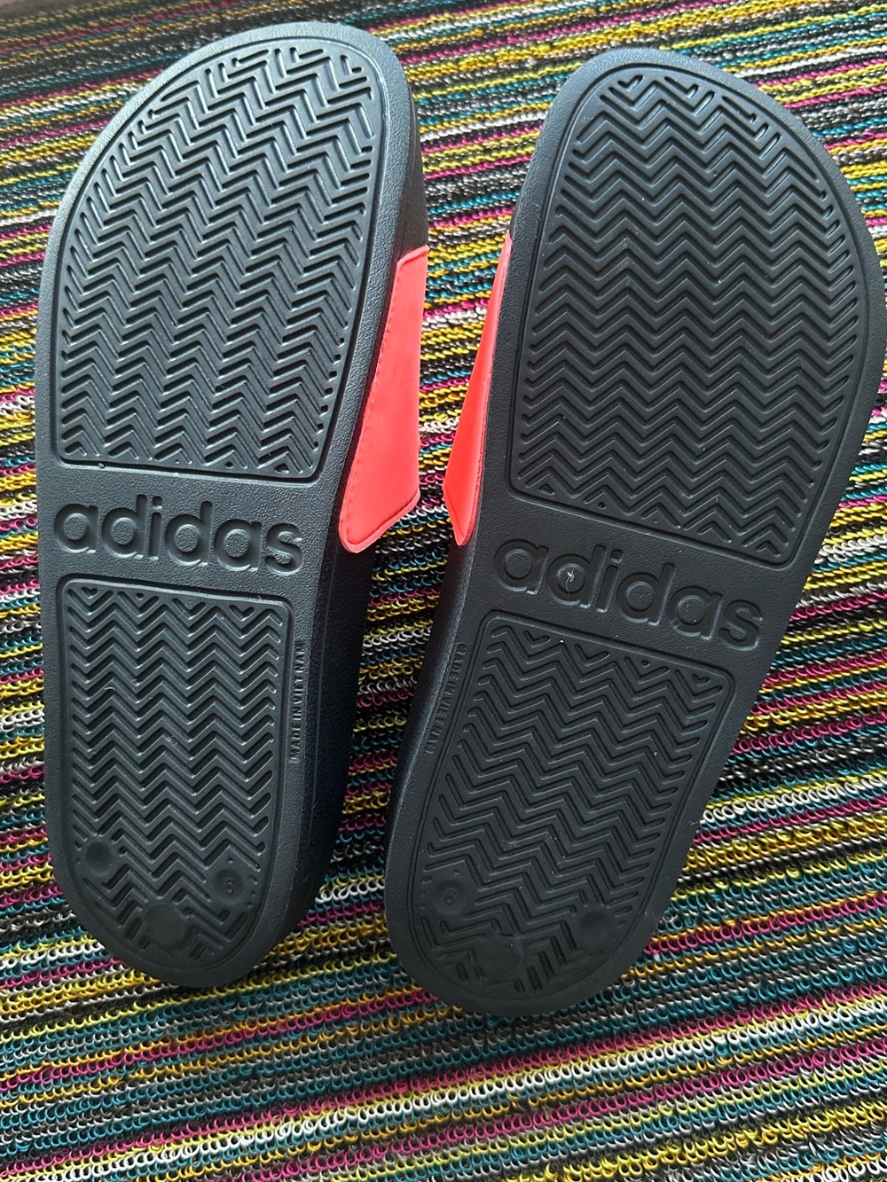 adidas Women’s Coral Pink Slide Sandals with Black Footbed - Picture 3 of 6